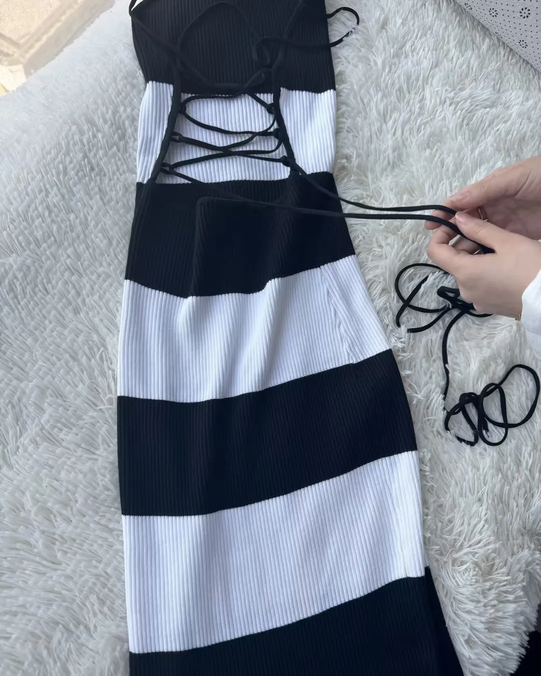 Acacia – Sexy Women's Bodycon Hip Dress