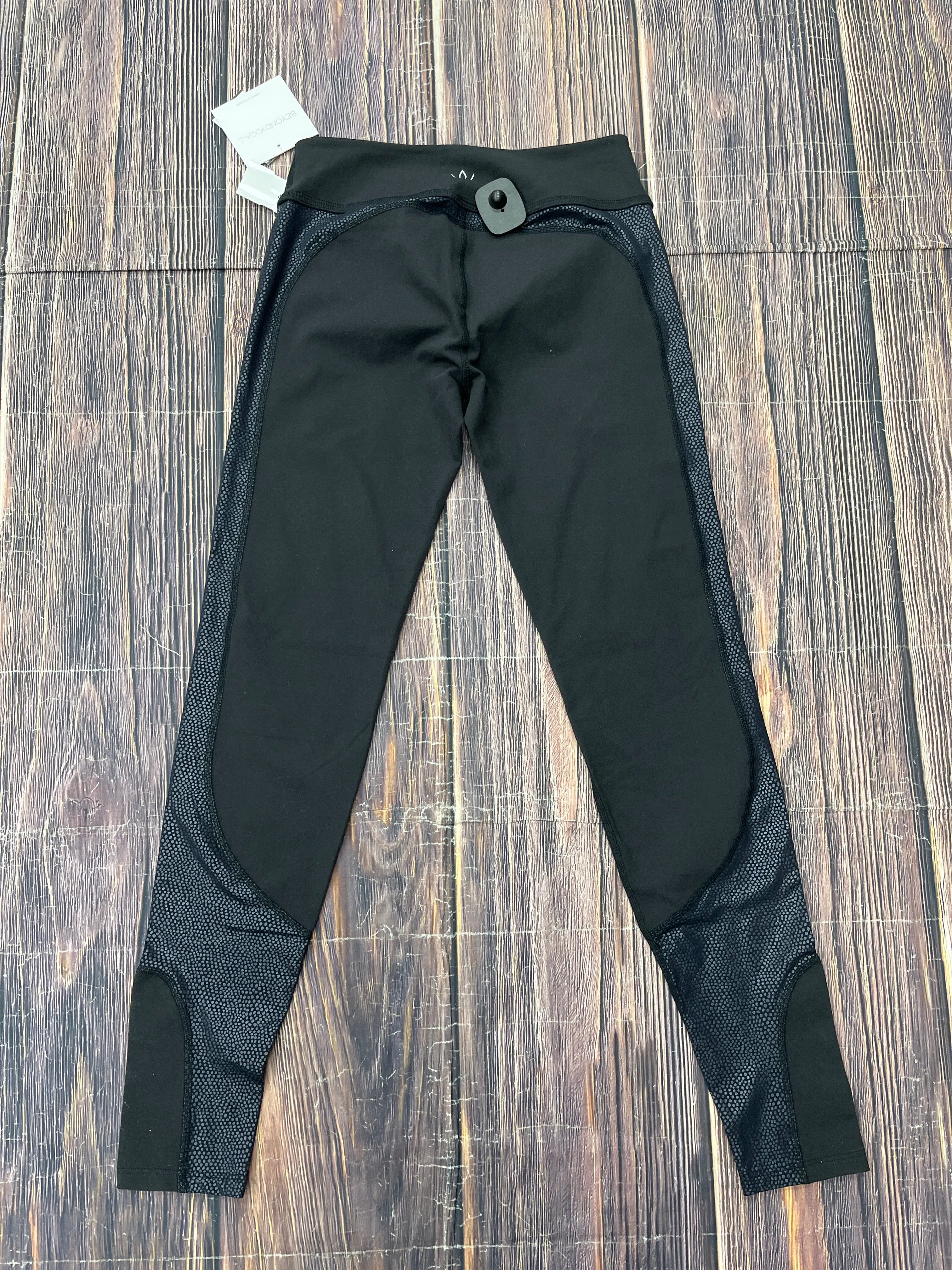 Athletic Leggings By Beyond Yoga In Black, Size: L