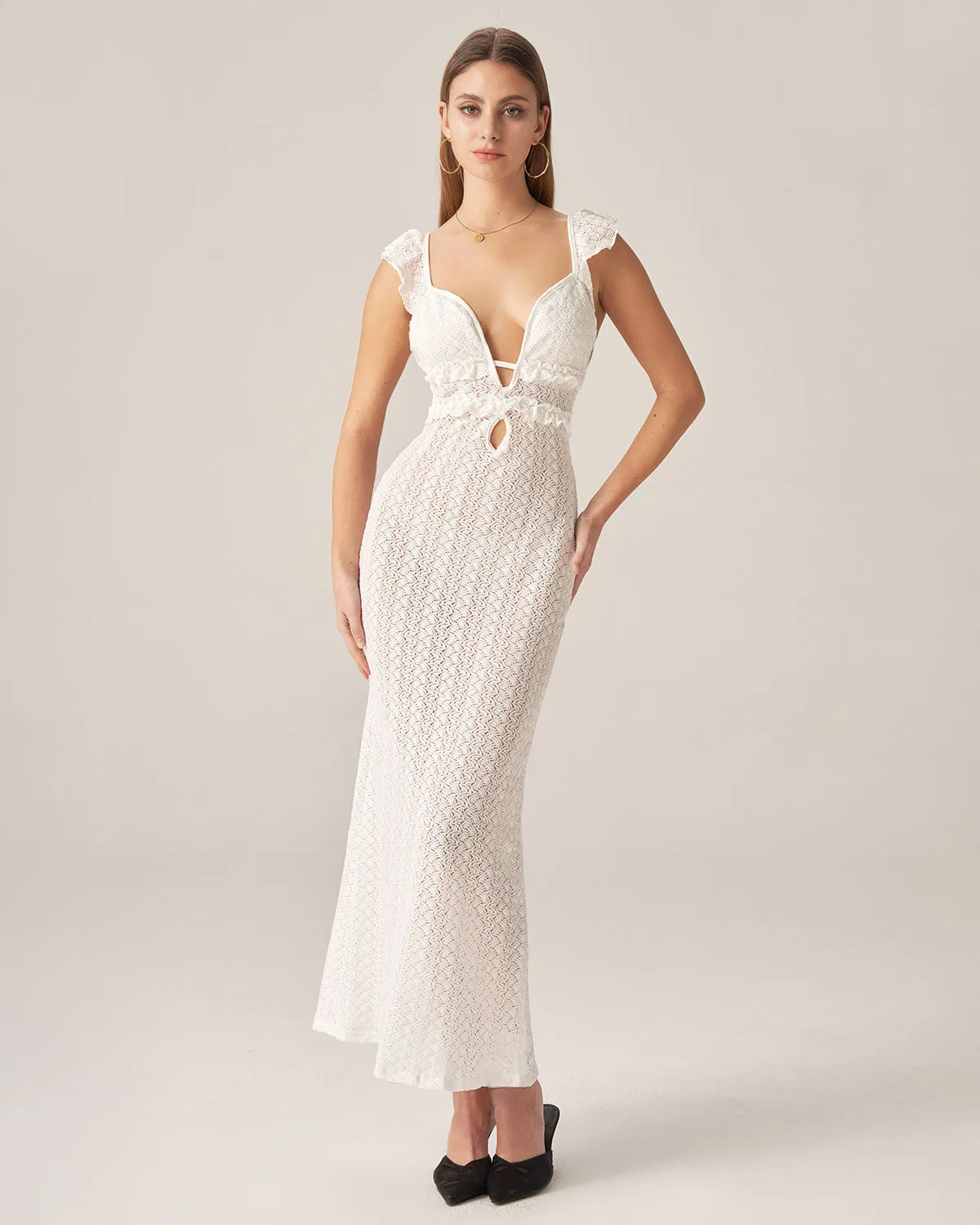 Bettydress-White Textured Backless Maxi Dress