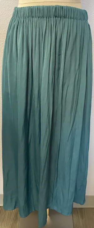DEEP SIDE SLIT A-LINE SKIRT