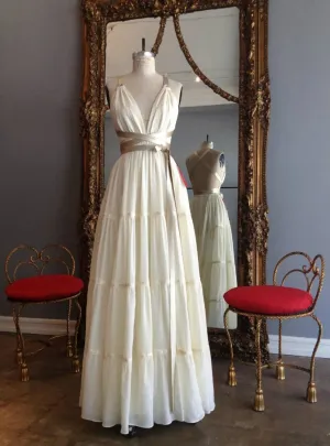 Floor Length Vintage Wedding Dresses V-neck Backless With Belt