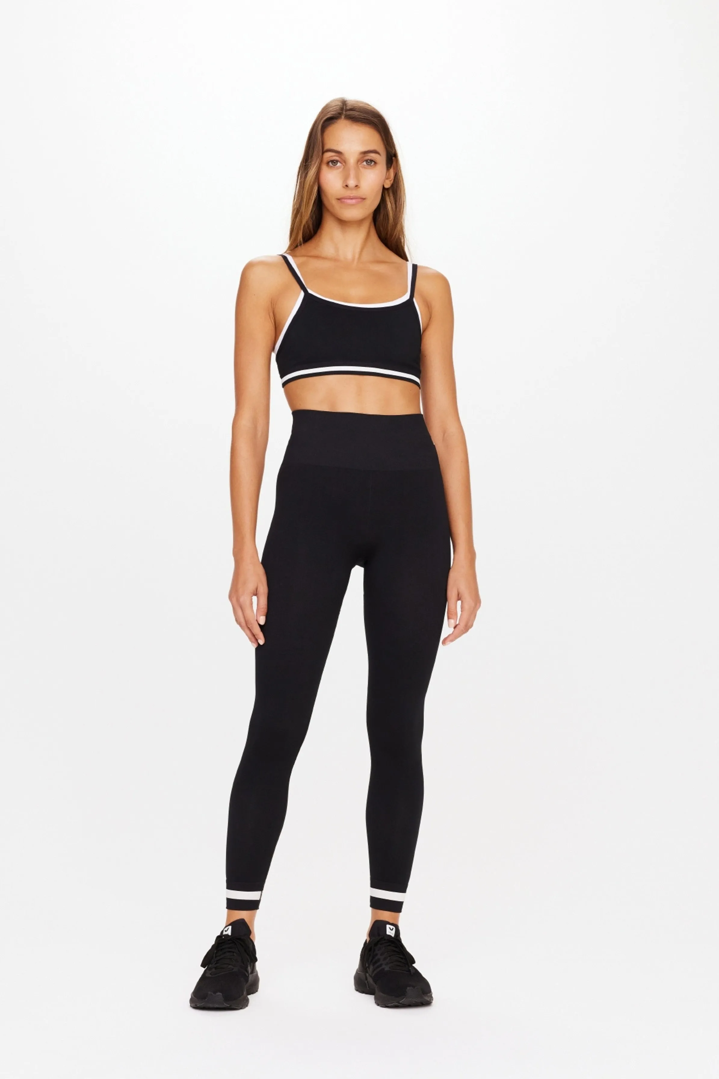 Form Seamless 25In Midi Pant | Black