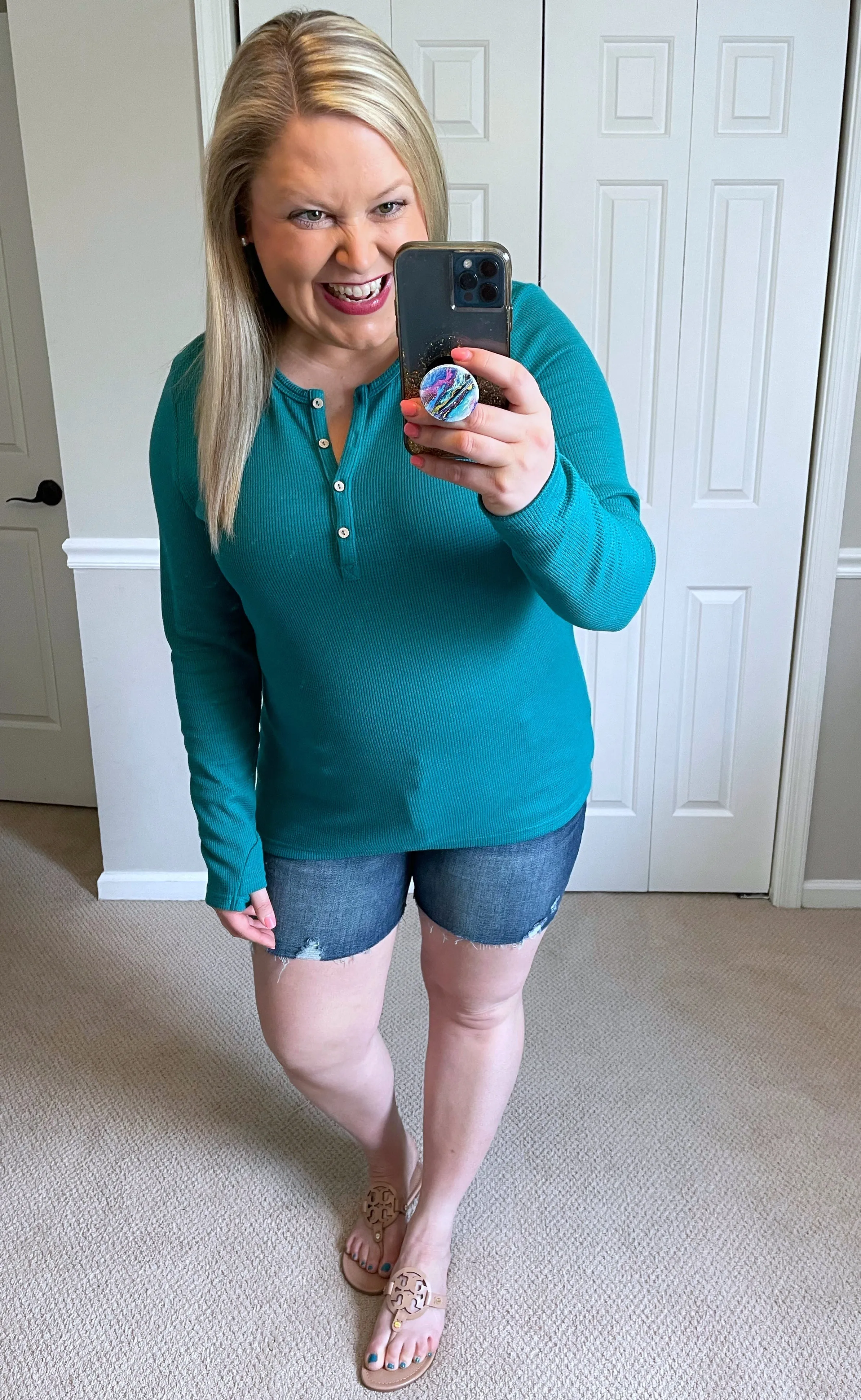Harper Long-Sleeved Thermal Henley in Teal