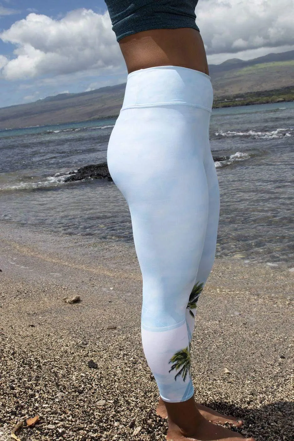 Hawaii Morning Yoga Capri Leggings