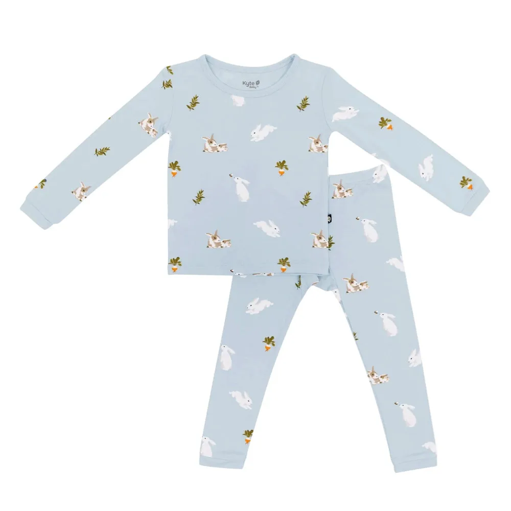 Kyte Baby Long Sleeve Pajamas in Ice Rabbit