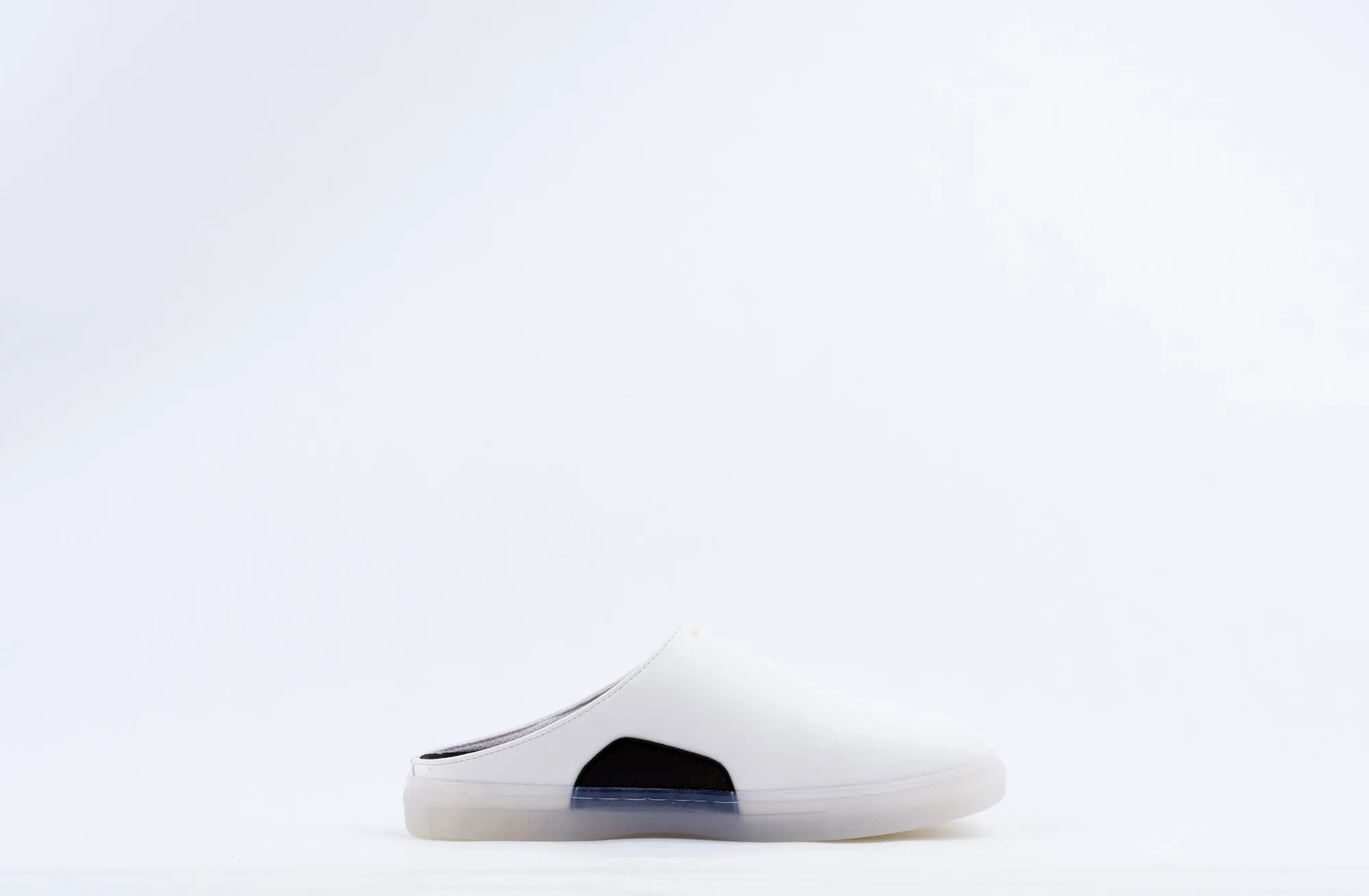 LAH-21 | CLEAR WHITE | MEN