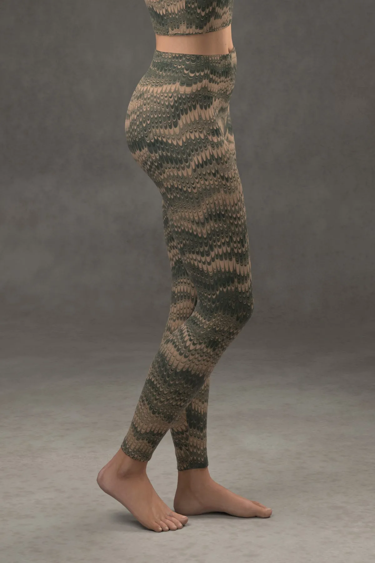 Marbled Combed Yoga Leggings: Green & Tan