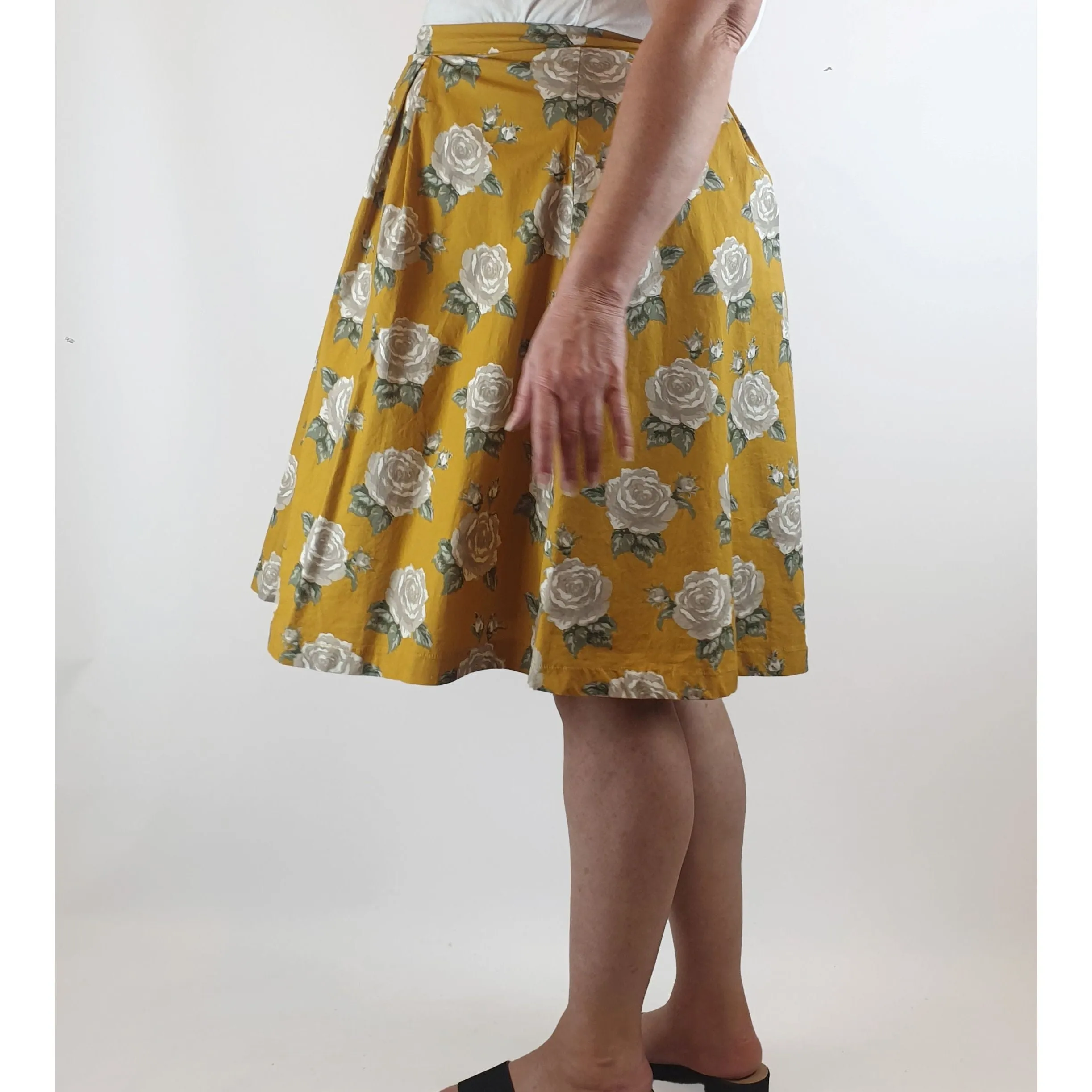 Princess Highway mustard a-line skirt with floral print size 16