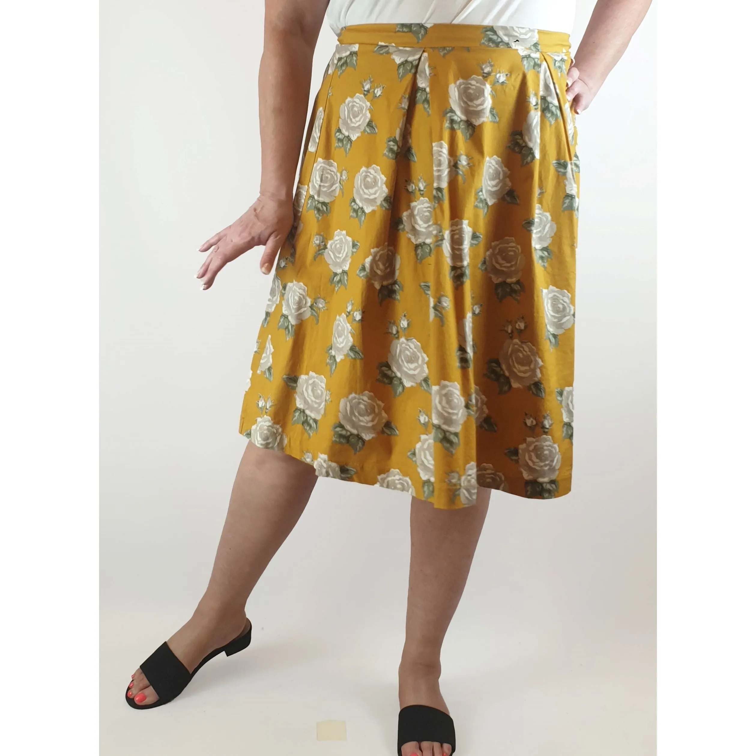 Princess Highway mustard a-line skirt with floral print size 16