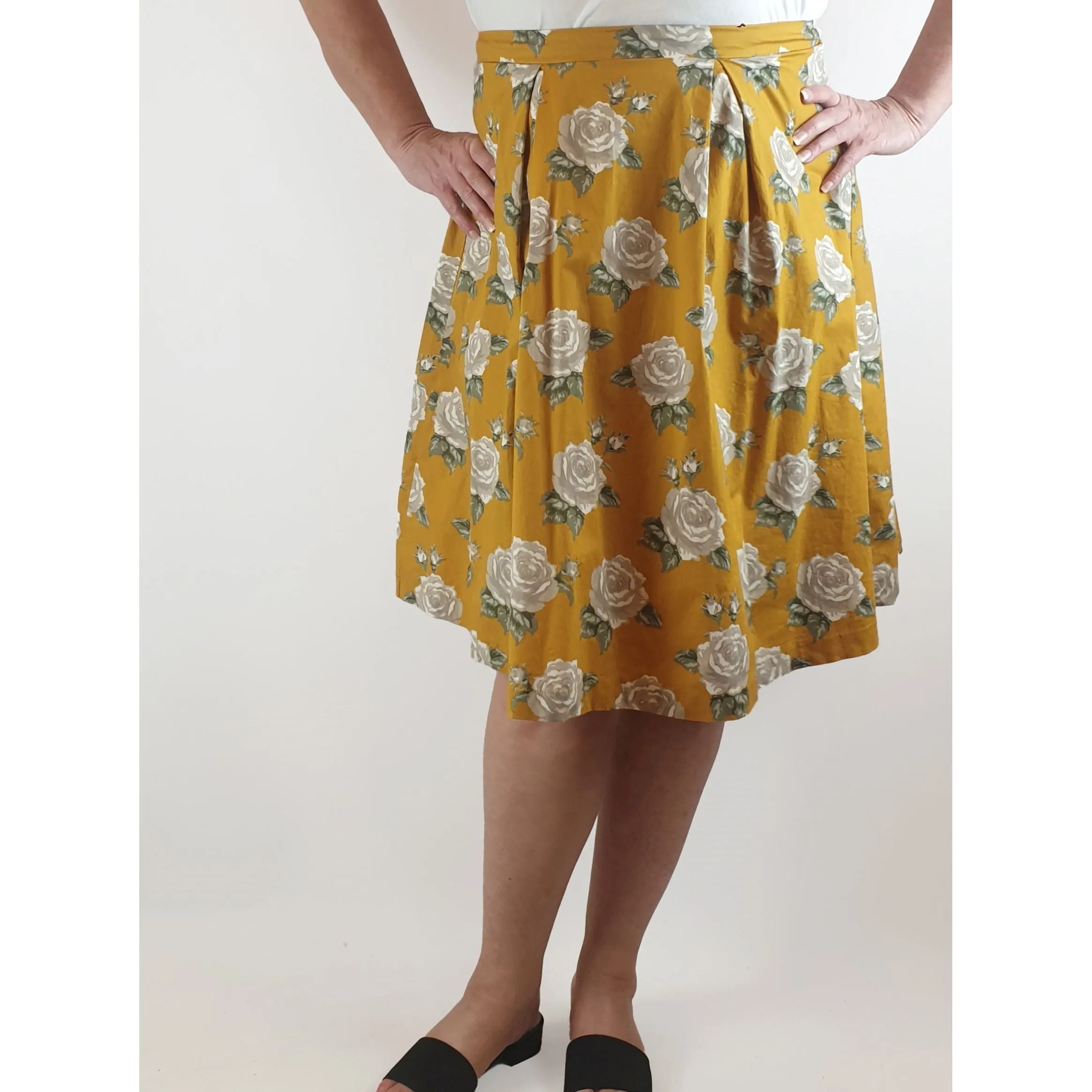 Princess Highway mustard a-line skirt with floral print size 16