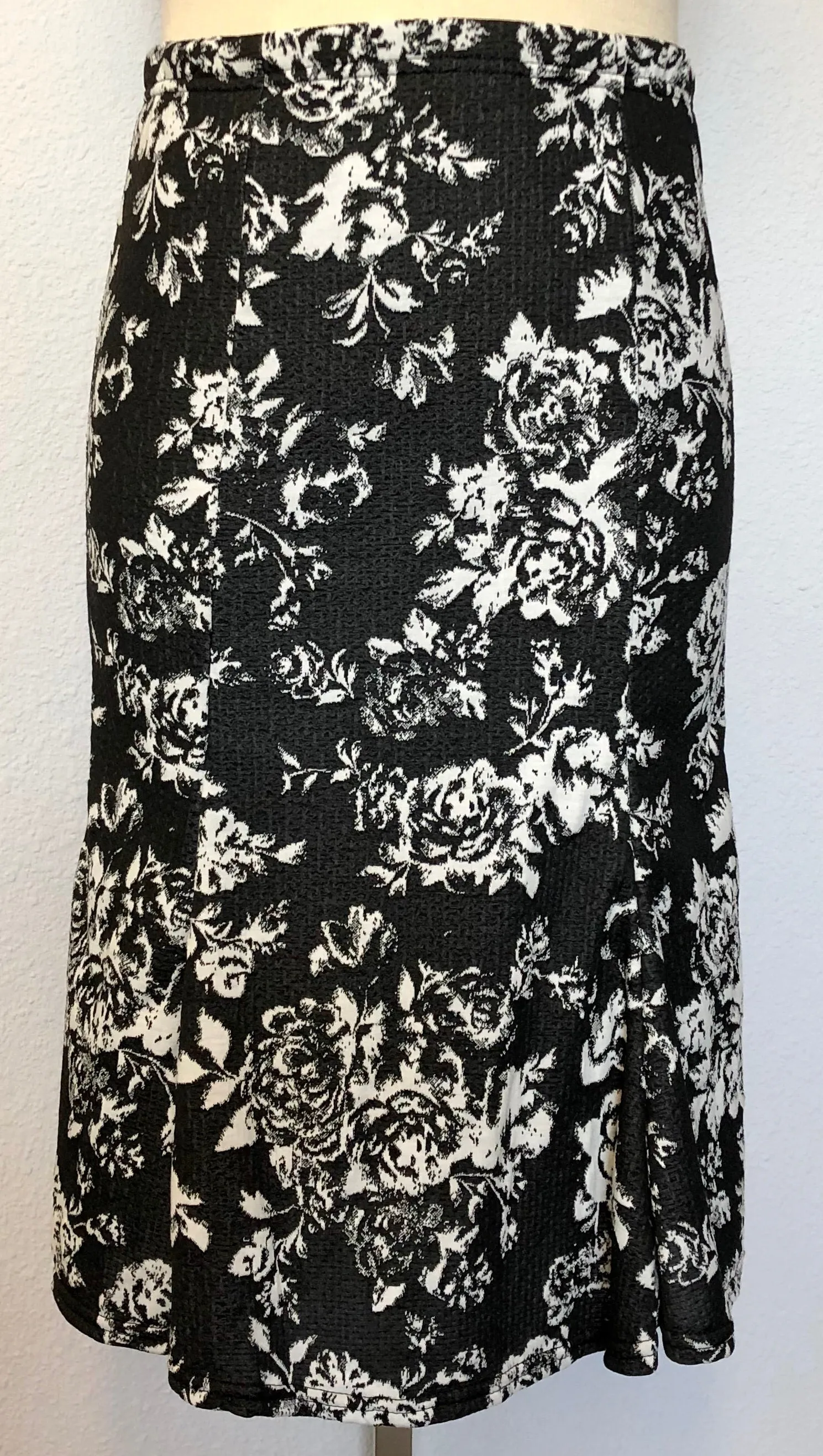 PRINTED A-LINE SKIRT