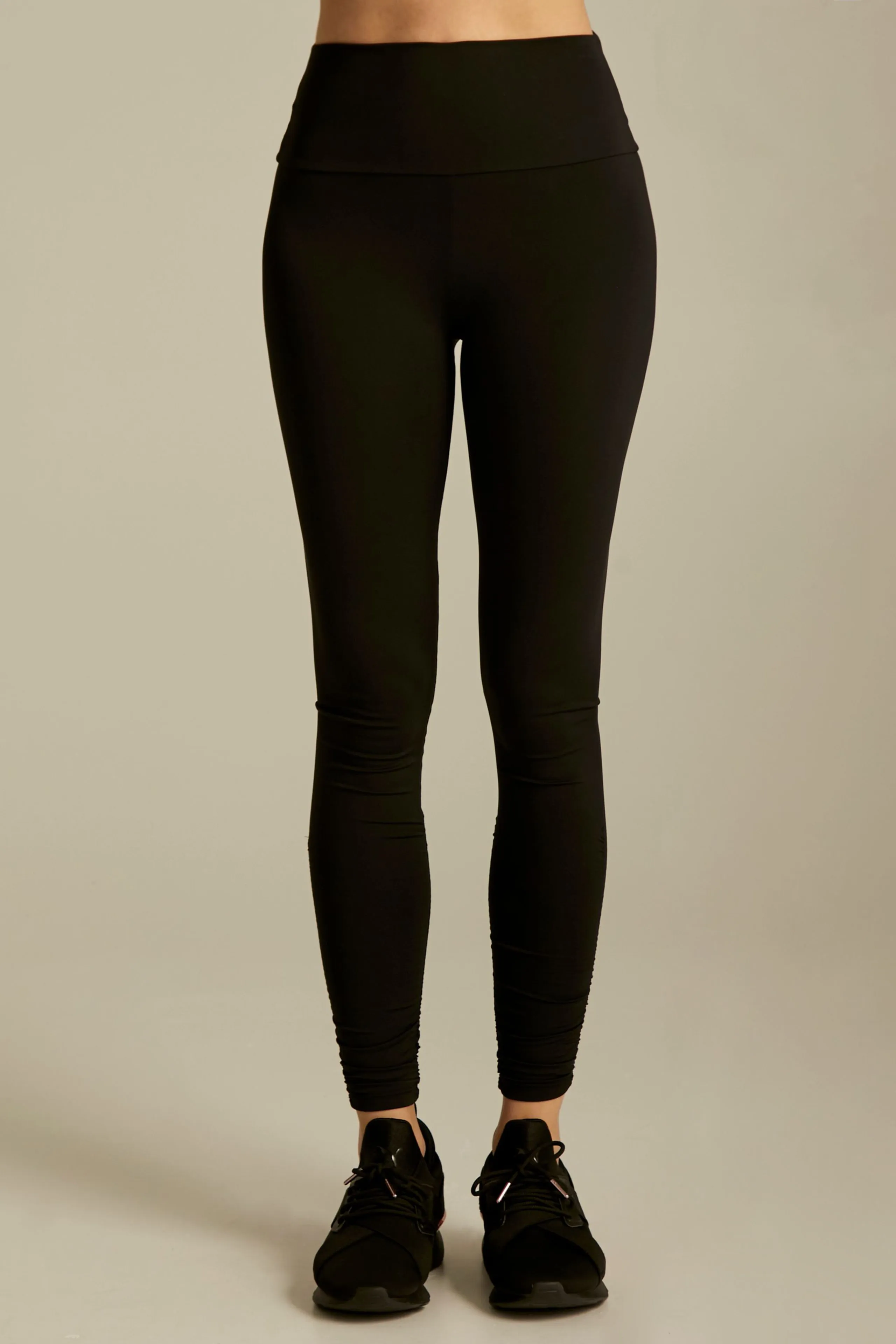 Range Ruched Legging