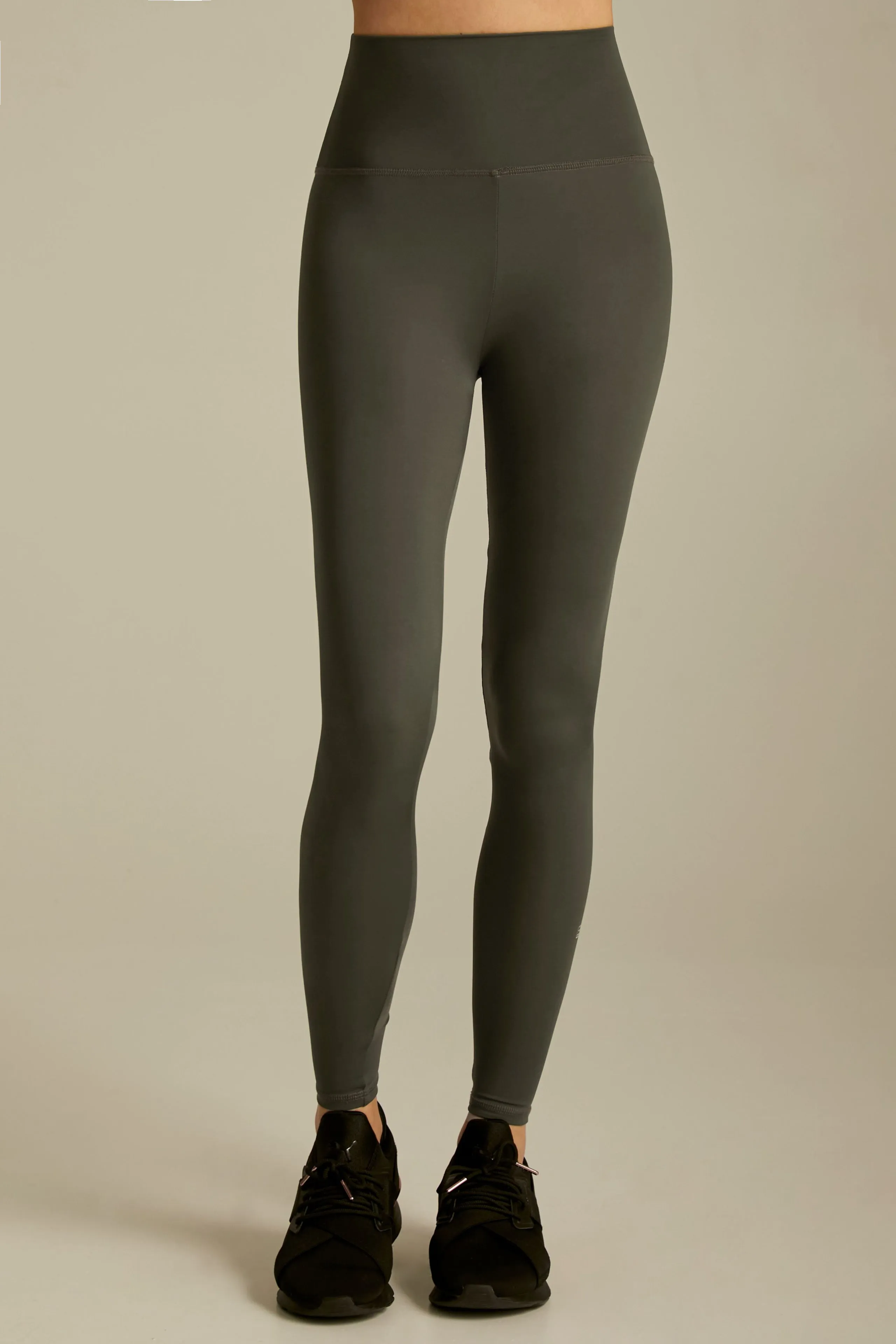 Row Legging