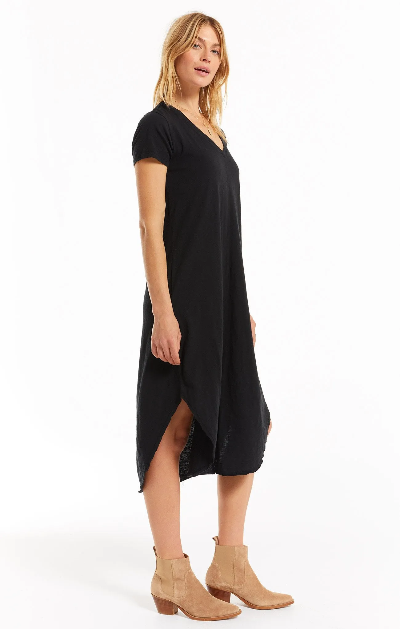 Short sleeve reverie dress in black