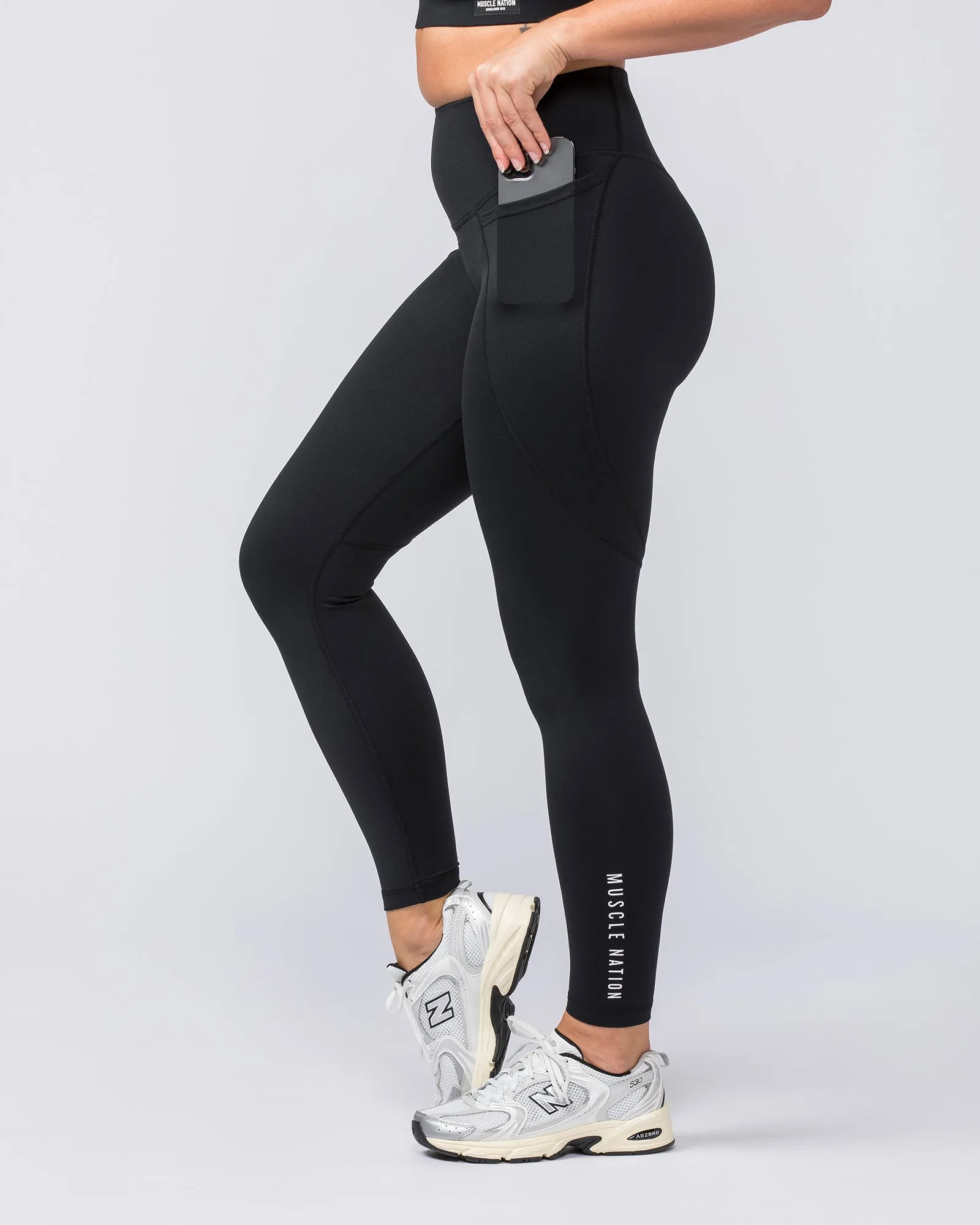 Signature Boost Pocket Ankle Length Leggings - Black