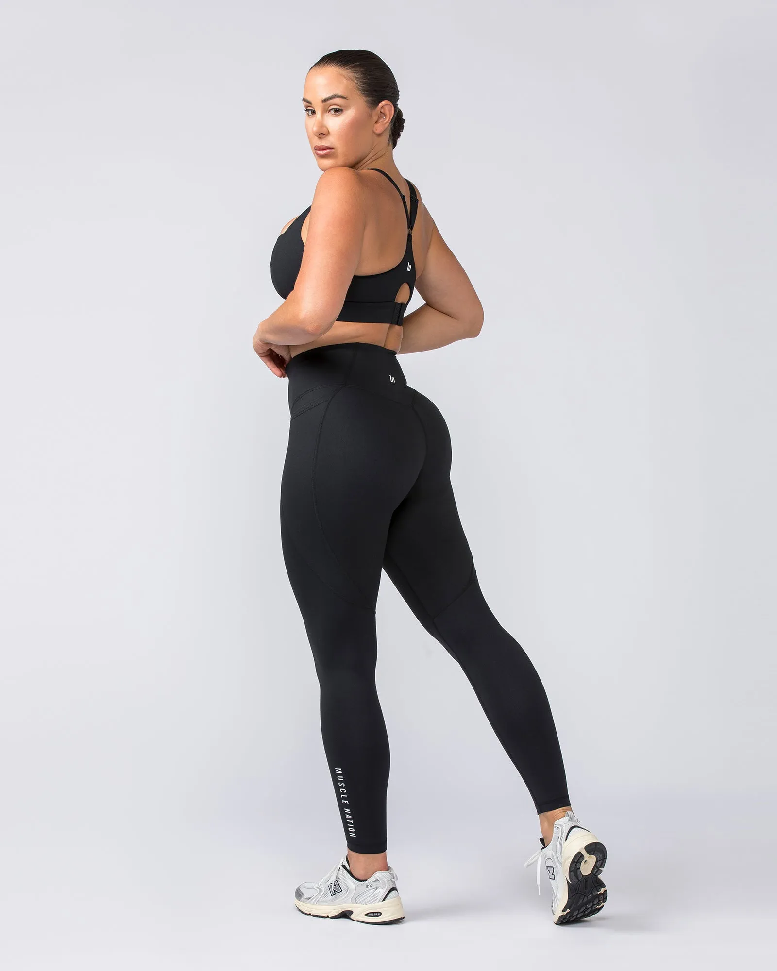 Signature Boost Pocket Ankle Length Leggings - Black