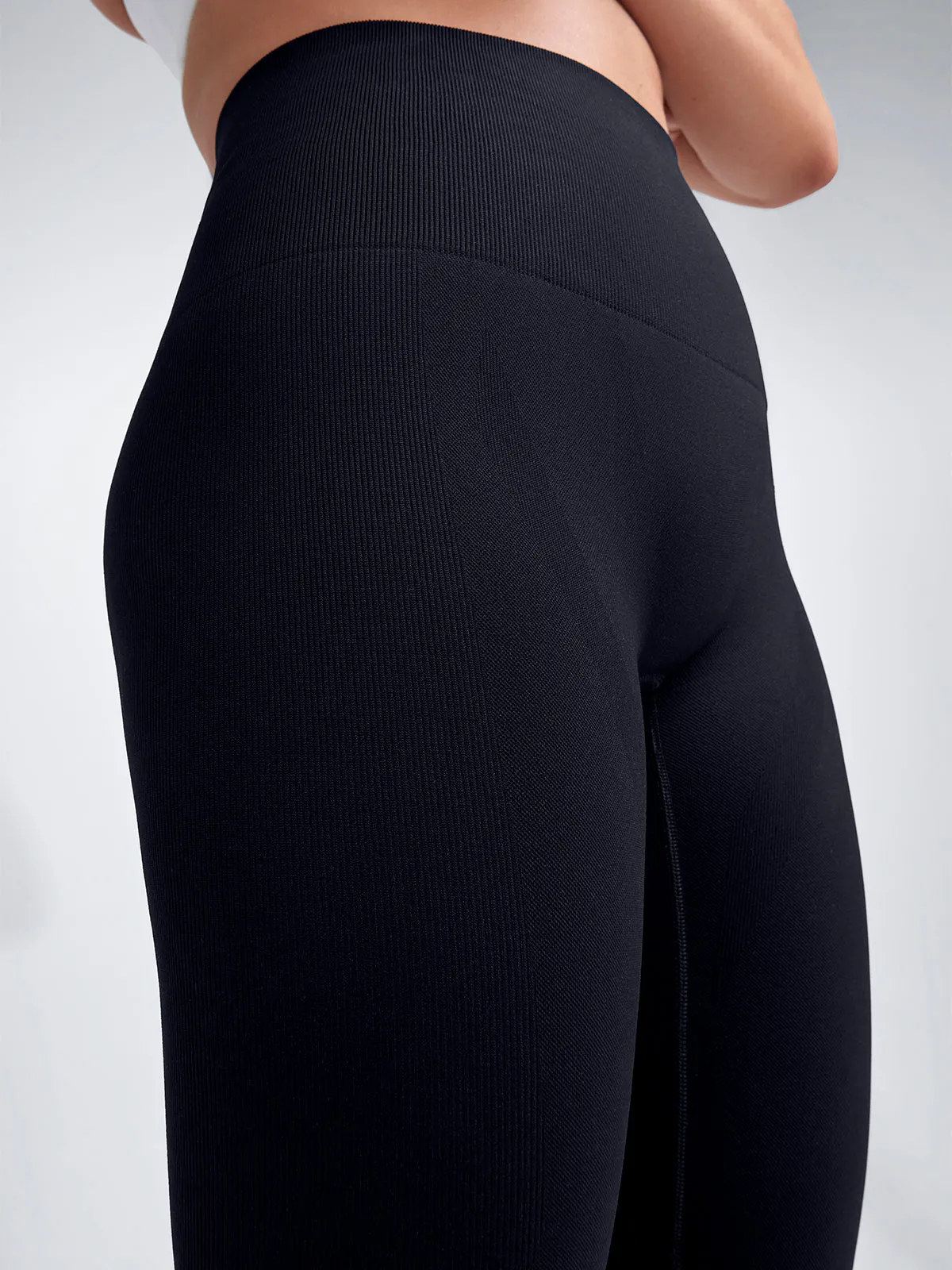 STREAMLINE 6/8 Legging Black