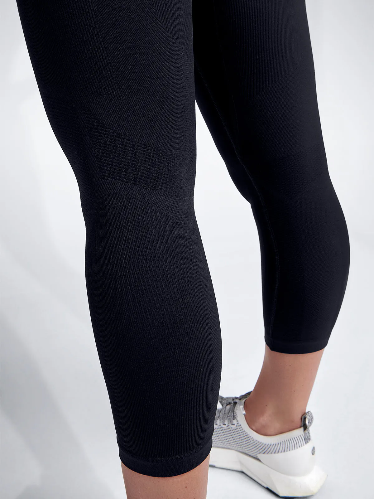 STREAMLINE 6/8 Legging Black