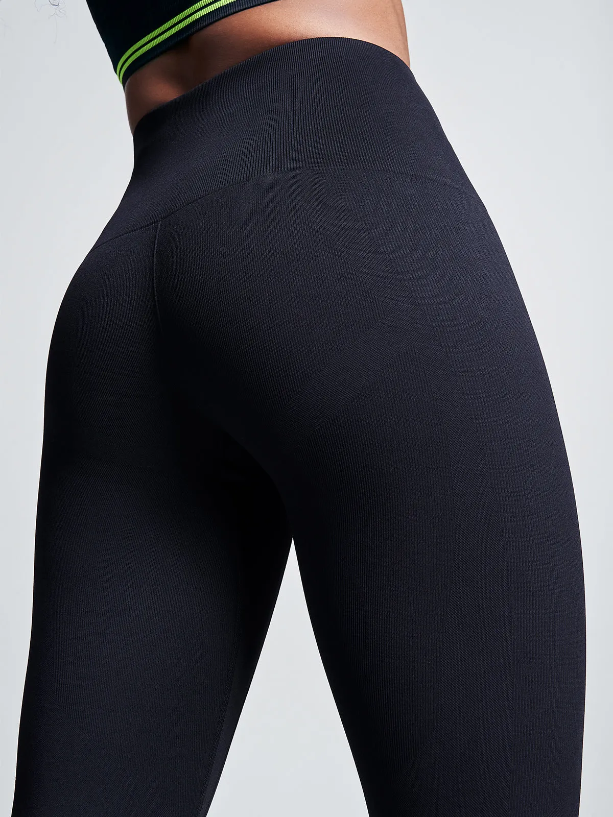 STREAMLINE 7/8 Legging Black