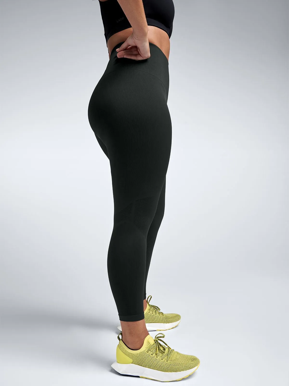 STREAMLINE 7/8 Legging Olive