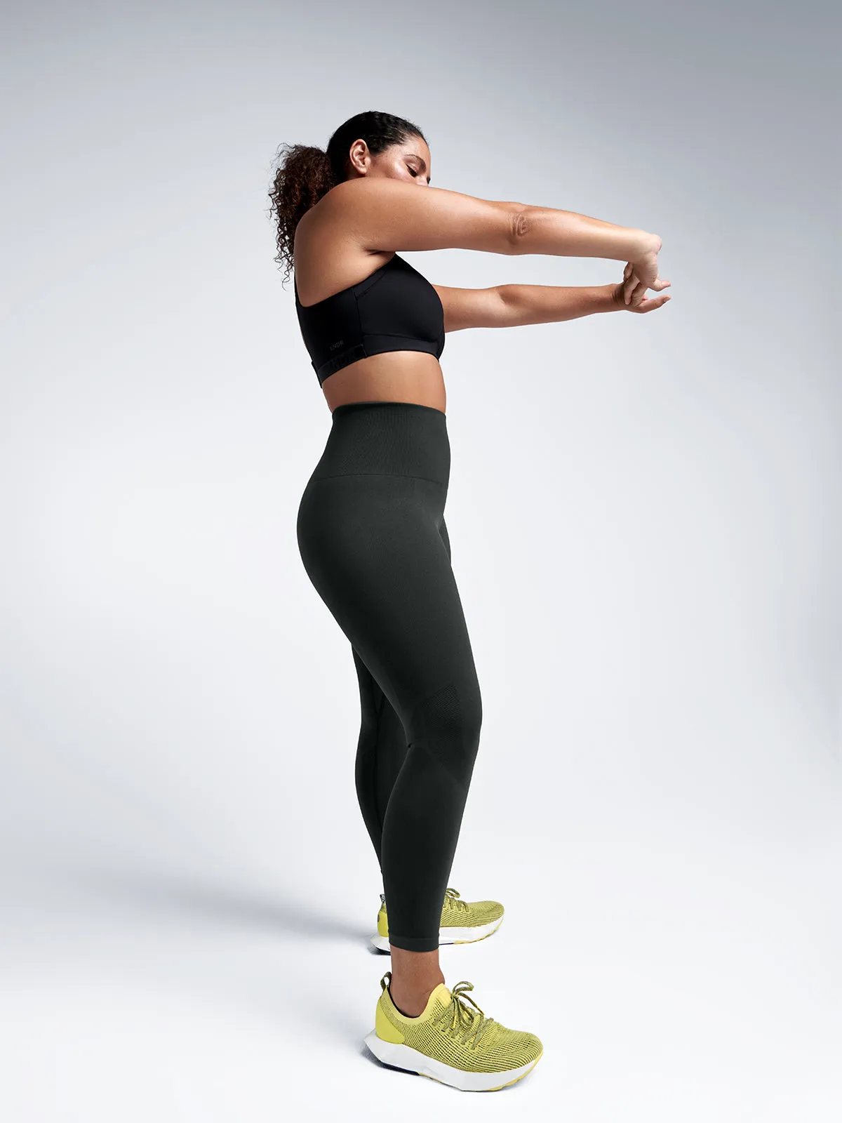 STREAMLINE 7/8 Legging Olive