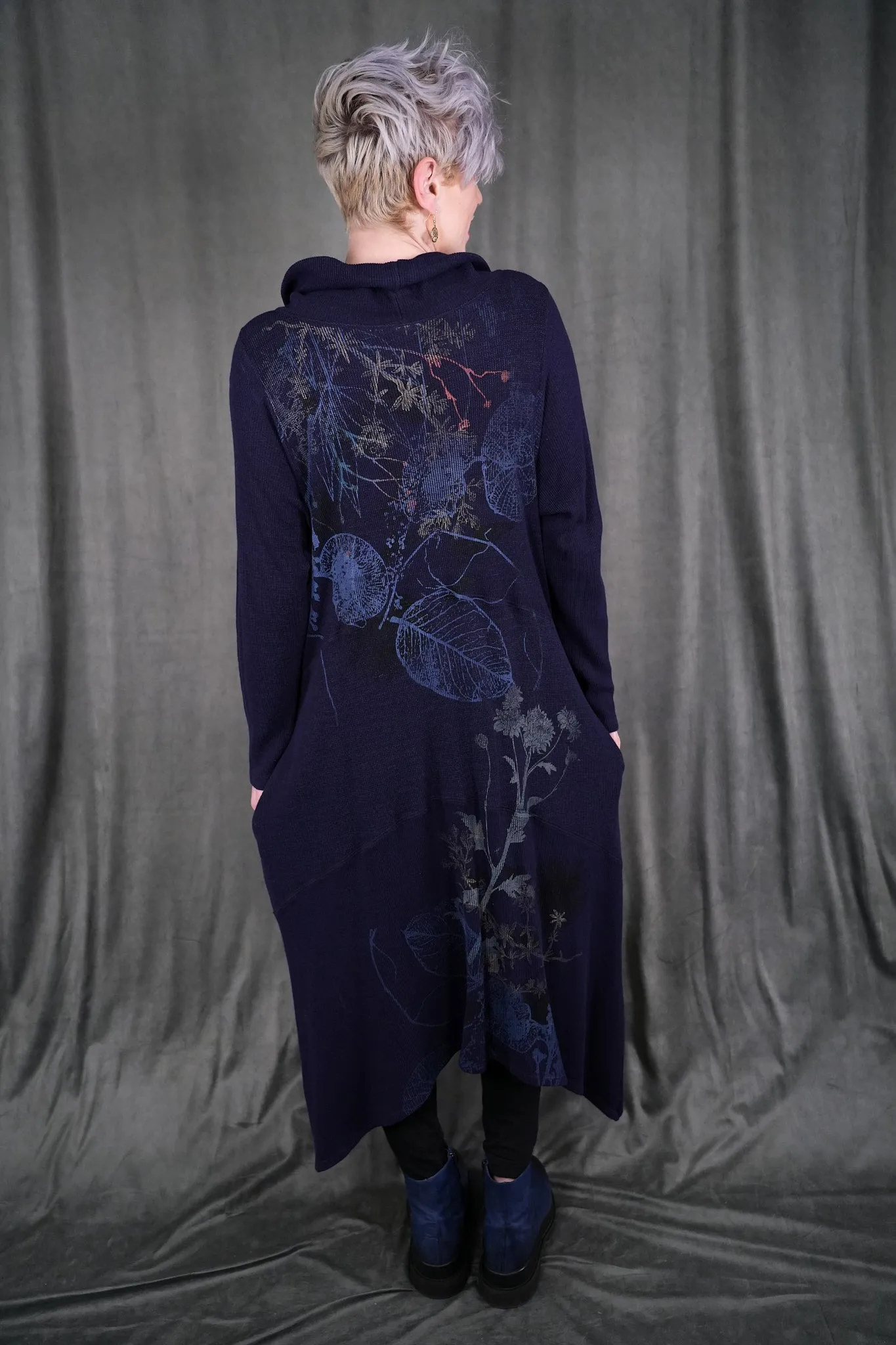V1726 Thermal Cowl Dress Ravenstory-P