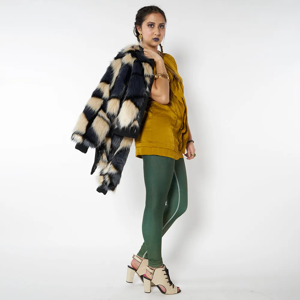 Wearable Art Leggings : Canary Contrary