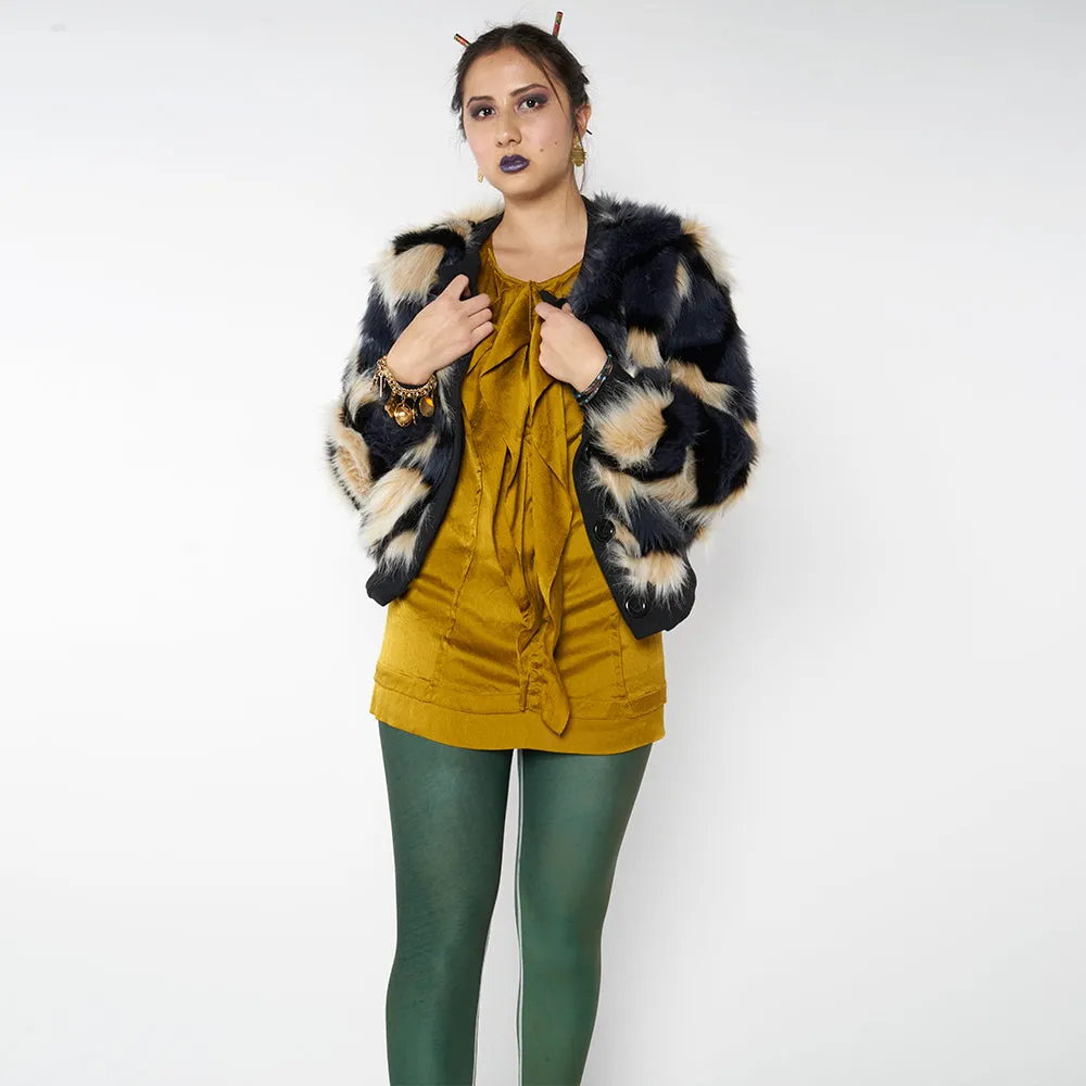 Wearable Art Leggings : Canary Contrary