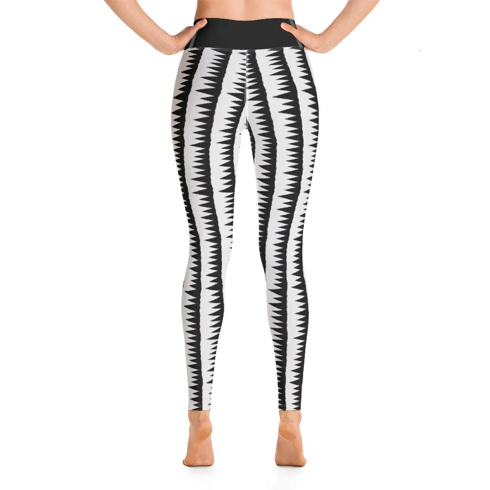 Yoga Leggings, Tiger Teeth Black
