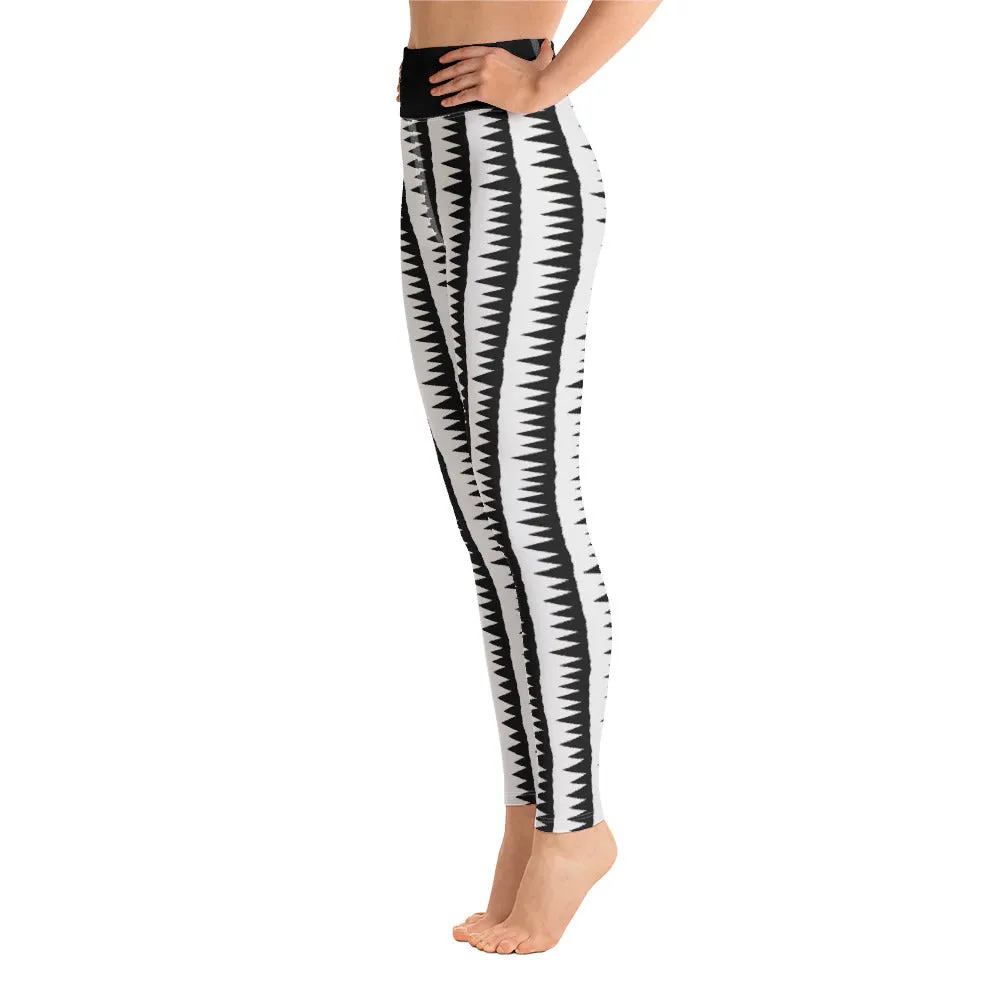 Yoga Leggings, Tiger Teeth Black