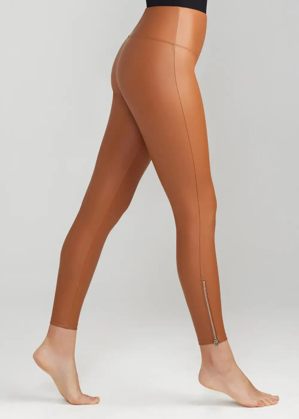 Yummie Zipper Faux Leather Leggings